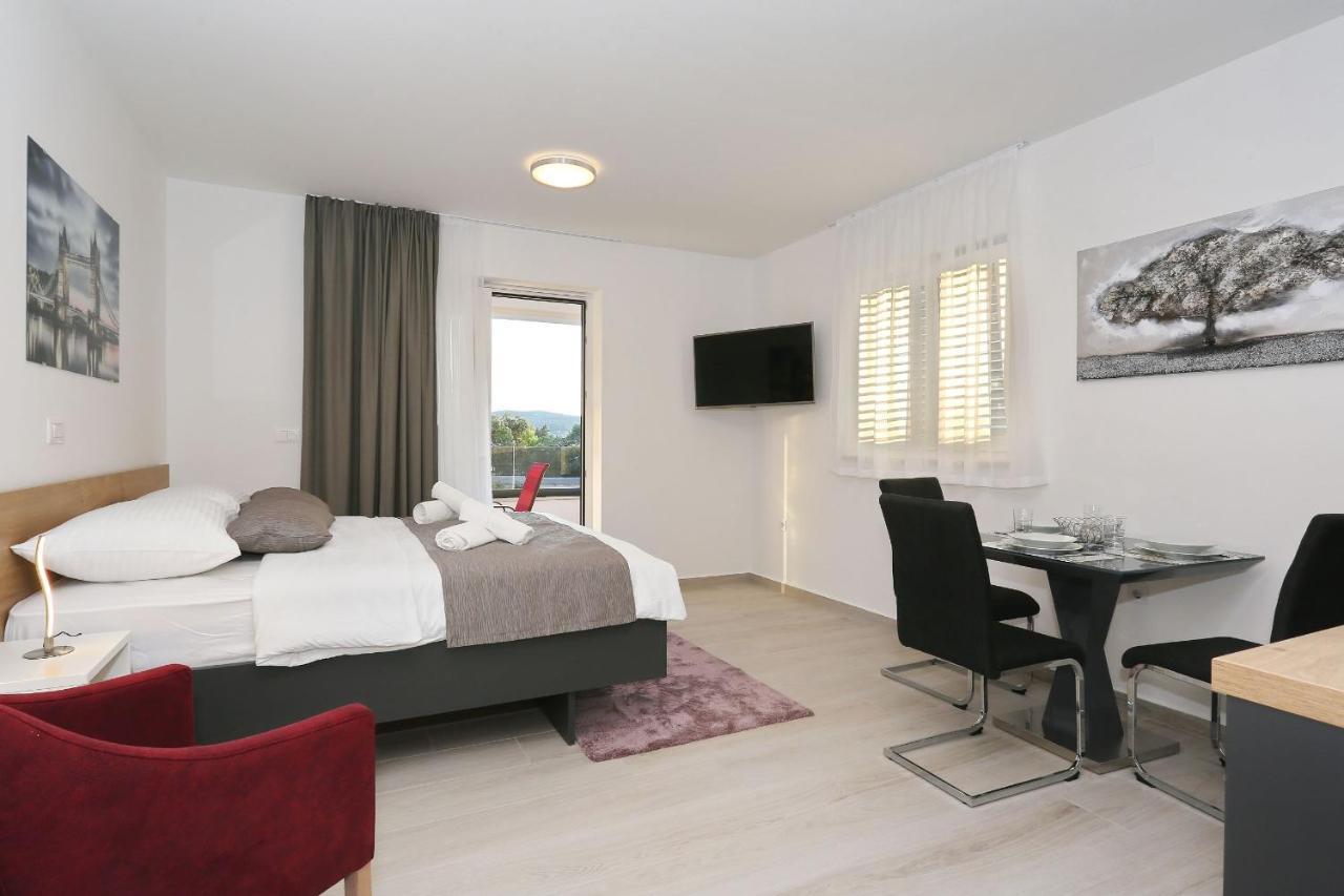 Villa Ankora 2 With Heated Pool Biograd Na Moru Extérieur photo